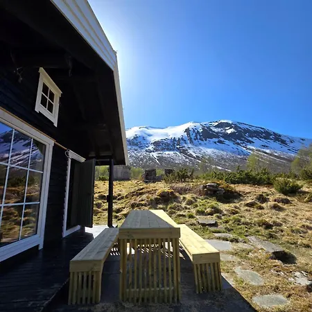 Hytta Pa Kvia, Rognestoyldalen -