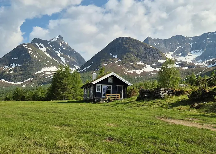 Hytta Pa Kvia, Rognestoyldalen -